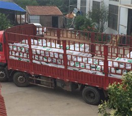 一天发货三家，共计32吨发酵饲料奔向客户